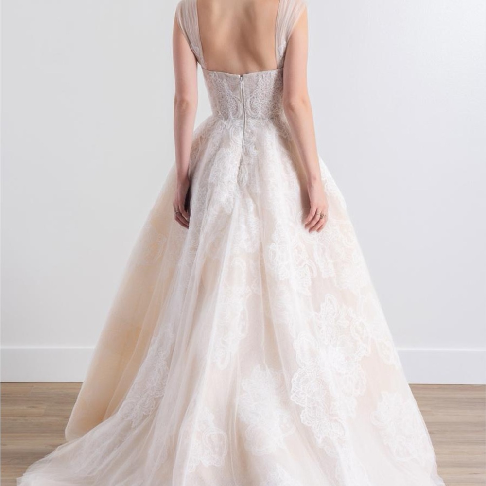 STUNNING Watters Strapless A Line Lace Wedding dress. Size 8 - Picture 9 of 13